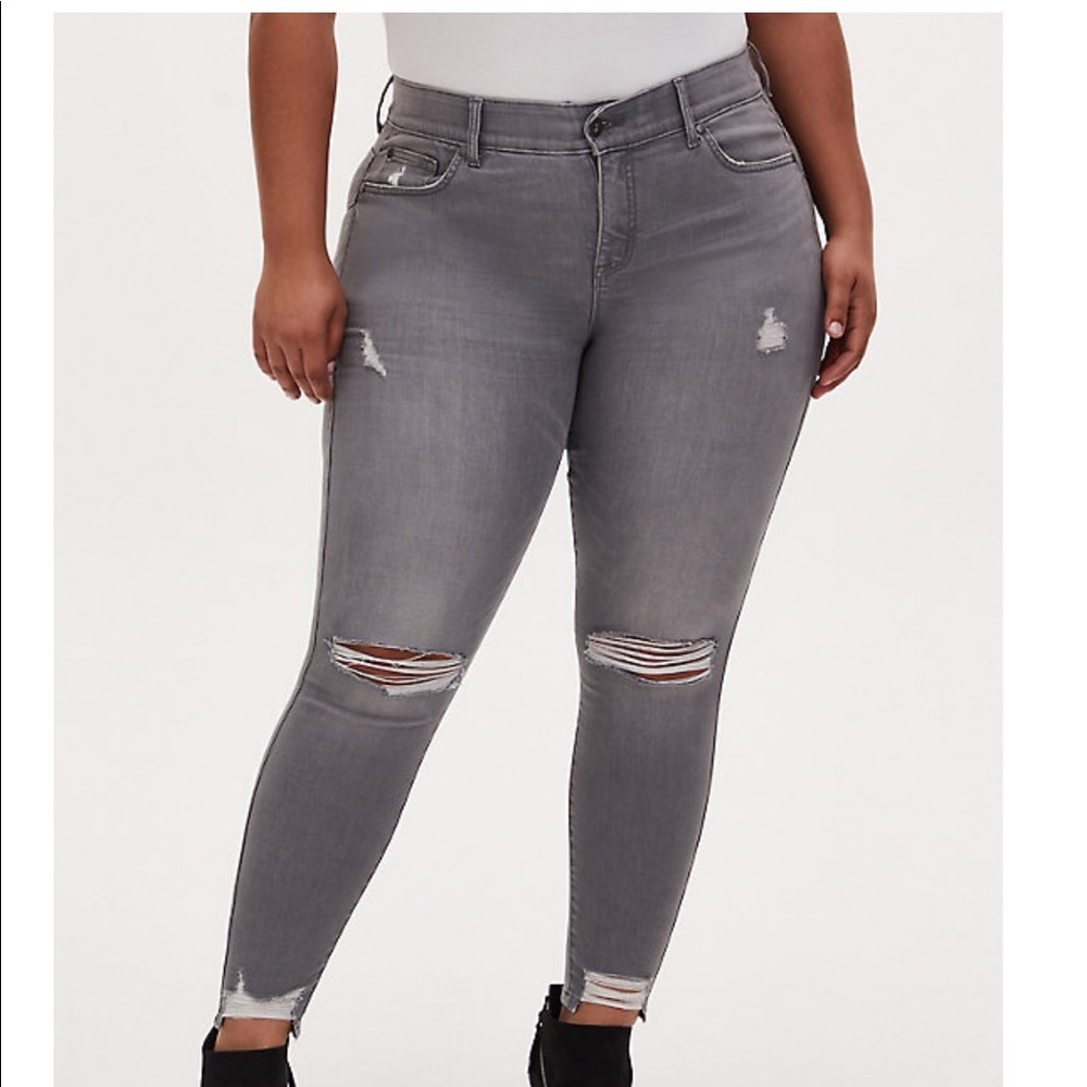 Torrid Jeans - Picture 5 of 8